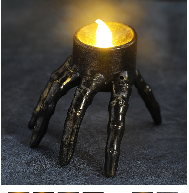 Skull-form LED lantern, battery operated — product photo 5