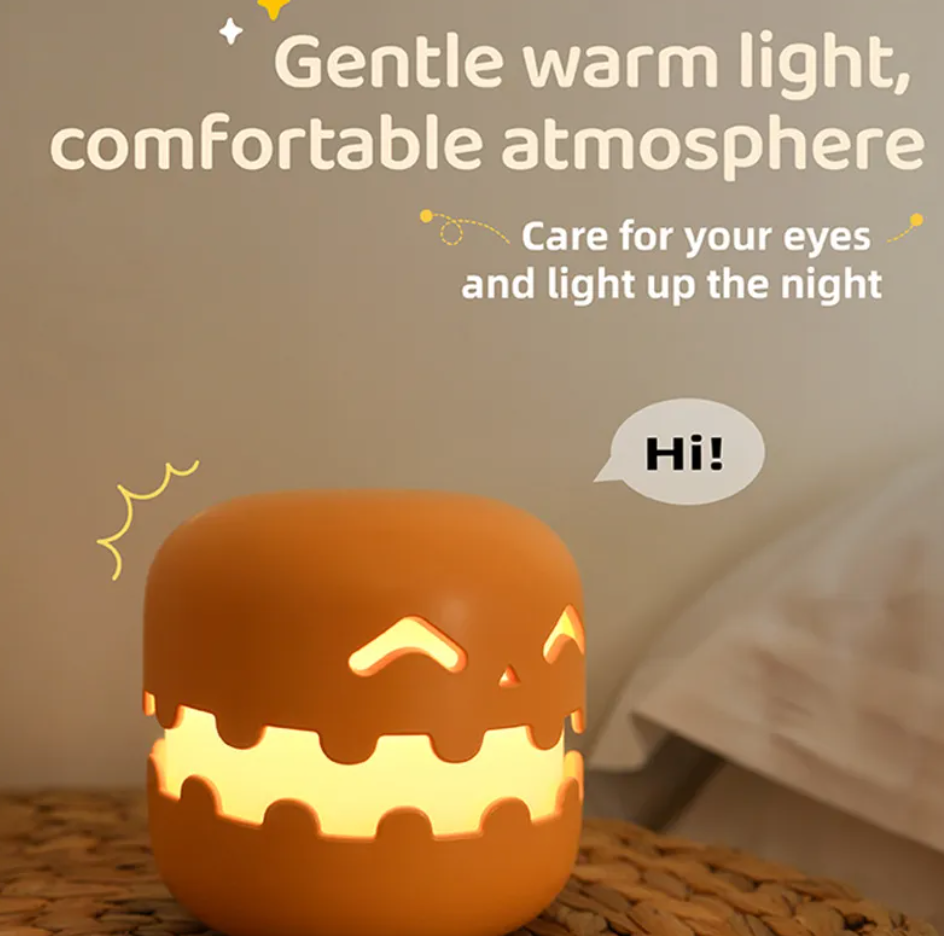 USB-rechargeable carved-style pumpkin lamp — product photo 2